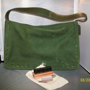 Vintage 2002 Coach Crescent Hobo 9476 - Soft Glovetanned Leather